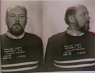 The Chilling Story of Joseph Kuklinski: Unveiling the Iceman’s Life of Crime