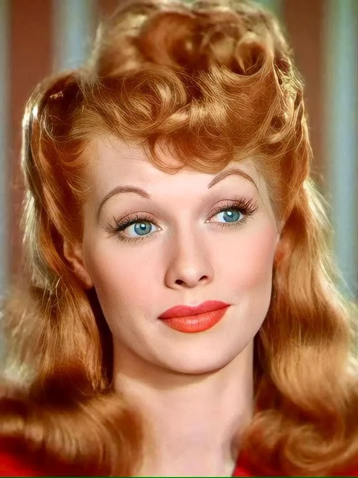 Gorgeous Vintage Photos of a Young Lucille Ball: A Nostalgic Look at Hollywood’s Darling